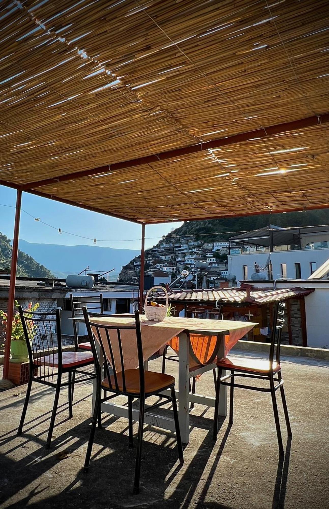 Jemin Apartment Berat Exteriér fotografie